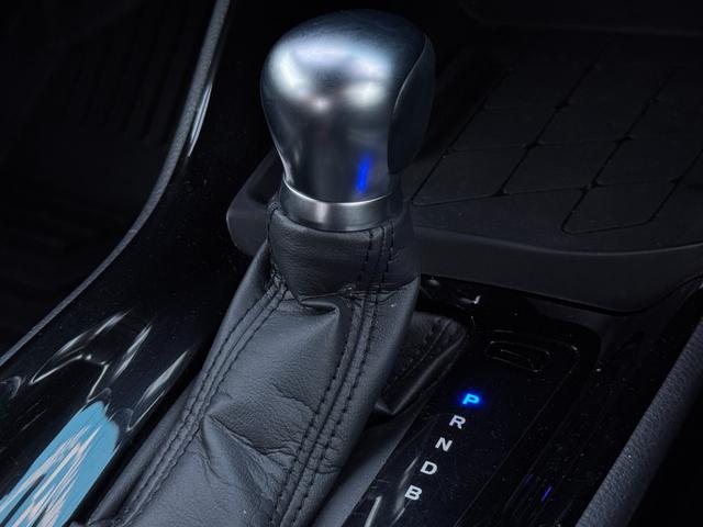 C-HR G 純正9インチナビ ETC バックカメラ ハーフレザーシート 電動パーキングブレーキ クルーズコントロール ステアリングスイッチ シートヒーター Bluetooth接続 フルセグ視聴(38枚目)