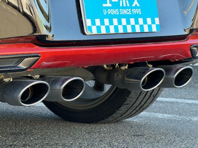 カローラスポーツ Ｇ　Ｚ　純正ナビ　ＥＴＣ　バックカメラ　６速ＭＴ　社外マフラー　ステアリングスイッチ　クルーズコントロール　プッシュスタート　シートヒーター　電動パーキングブレーキ　フルセグ視聴　Ｂｌｕｅｔｏｏｔｈ接続（9枚目）