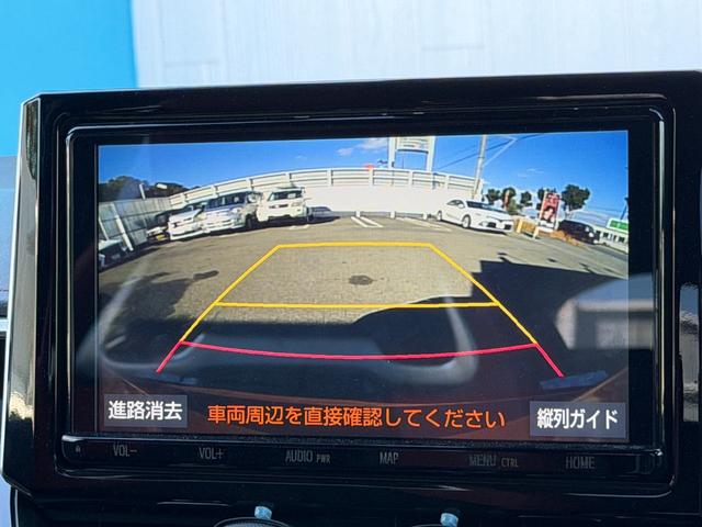 カローラスポーツ Ｇ　Ｚ　純正ナビ　ＥＴＣ　バックカメラ　６速ＭＴ　社外マフラー　ステアリングスイッチ　クルーズコントロール　プッシュスタート　シートヒーター　電動パーキングブレーキ　フルセグ視聴　Ｂｌｕｅｔｏｏｔｈ接続（16枚目）