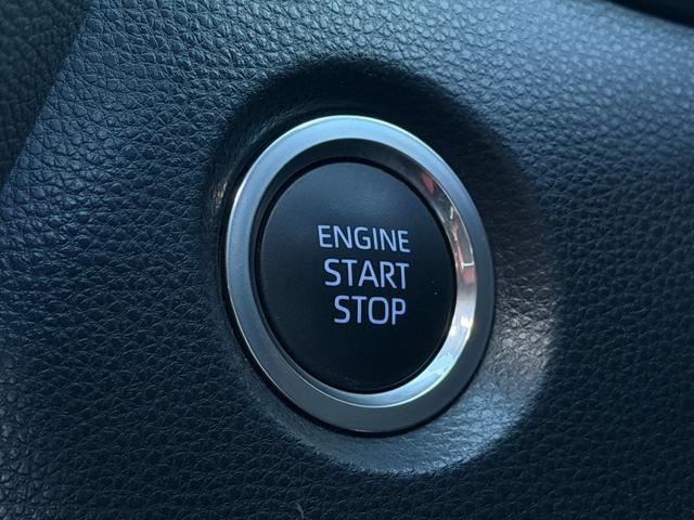 カローラスポーツ Ｇ　Ｚ　純正ナビ　ＥＴＣ　バックカメラ　６速ＭＴ　社外マフラー　ステアリングスイッチ　クルーズコントロール　プッシュスタート　シートヒーター　電動パーキングブレーキ　フルセグ視聴　Ｂｌｕｅｔｏｏｔｈ接続（32枚目）