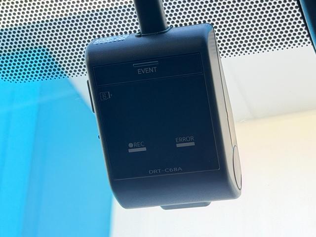 カローラスポーツ Ｇ　Ｚ　純正ナビ　ＥＴＣ　バックカメラ　６速ＭＴ　社外マフラー　ステアリングスイッチ　クルーズコントロール　プッシュスタート　シートヒーター　電動パーキングブレーキ　フルセグ視聴　Ｂｌｕｅｔｏｏｔｈ接続（41枚目）