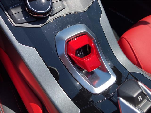 ウラカン 　オープンカー　左ハンドル　ドライブレコーダー　ＥＴＣ　バックカメラ　クリアランスソナー　オートライト　ＡＴ　電動格納ミラー　シートヒーター　アルミホイール　エアコン　パワーウィンドウ　フル純正（5枚目）