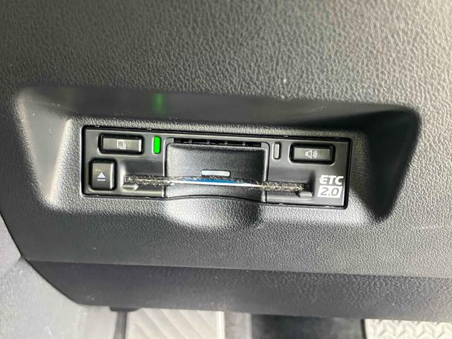 アルファード Ｚ　４ＷＤ　ドライブレコーダー　ＥＴＣ　全周囲カメラ　ナビ　ＴＶ　クリアランスソナー　オートクルーズコントロール　レーンアシスト　パークアシスト　衝突被害軽減システム　両側電動スライドドア（10枚目）