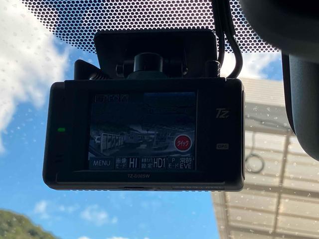 アルファード Ｚ　４ＷＤ　ドライブレコーダー　ＥＴＣ　全周囲カメラ　ナビ　ＴＶ　クリアランスソナー　オートクルーズコントロール　レーンアシスト　パークアシスト　衝突被害軽減システム　両側電動スライドドア（11枚目）