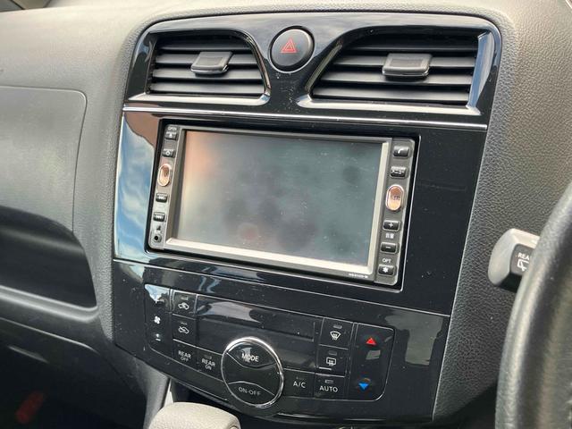 セレナ ハイウェイスター　Ｊパッケージ　ＥＴＣ　バックカメラ　オートクルーズコントロール　両側電動スライドドア　オートライト　ＨＩＤ　スマートキー　電動格納ミラー　後席モニター　３列シート　ＣＶＴ　アルミホイール（4枚目）