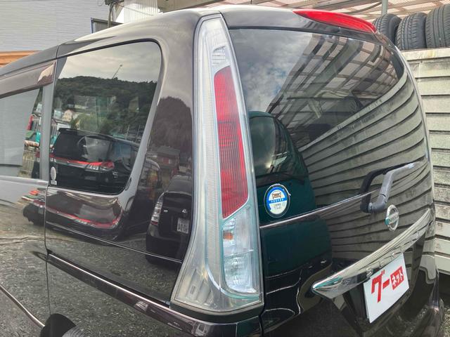セレナ ハイウェイスター　Ｊパッケージ　ＥＴＣ　バックカメラ　オートクルーズコントロール　両側電動スライドドア　オートライト　ＨＩＤ　スマートキー　電動格納ミラー　後席モニター　３列シート　ＣＶＴ　アルミホイール（15枚目）