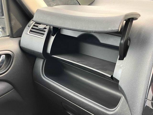 セレナ ハイウェイスター　Ｊパッケージ　ＥＴＣ　バックカメラ　オートクルーズコントロール　両側電動スライドドア　オートライト　ＨＩＤ　スマートキー　電動格納ミラー　後席モニター　３列シート　ＣＶＴ　アルミホイール（24枚目）