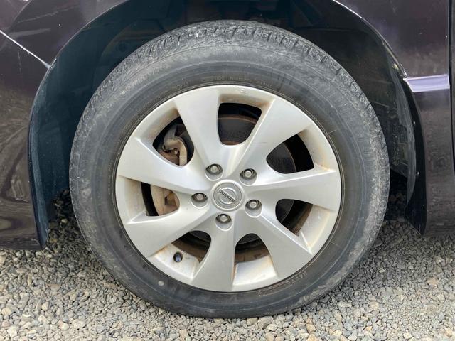 セレナ ハイウェイスター　Ｊパッケージ　ＥＴＣ　バックカメラ　オートクルーズコントロール　両側電動スライドドア　オートライト　ＨＩＤ　スマートキー　電動格納ミラー　後席モニター　３列シート　ＣＶＴ　アルミホイール（27枚目）