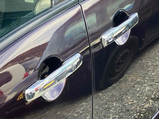 セレナ ハイウェイスター　Ｊパッケージ　ＥＴＣ　バックカメラ　オートクルーズコントロール　両側電動スライドドア　オートライト　ＨＩＤ　スマートキー　電動格納ミラー　後席モニター　３列シート　ＣＶＴ　アルミホイール（28枚目）