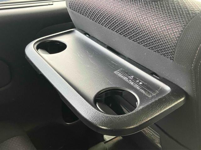 セレナ ハイウェイスター　Ｊパッケージ　ＥＴＣ　バックカメラ　オートクルーズコントロール　両側電動スライドドア　オートライト　ＨＩＤ　スマートキー　電動格納ミラー　後席モニター　３列シート　ＣＶＴ　アルミホイール（33枚目）