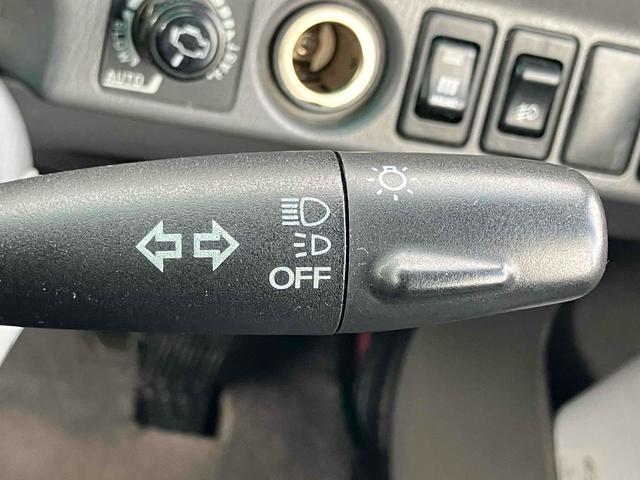 シビリアンバス 　２９人乗りＡＴ　全塗装済　ＥＴＣ　ナビ　ＴＶ　バックカメラ　エアコン　ＣＤ　ＤＶＤ再生（9枚目）