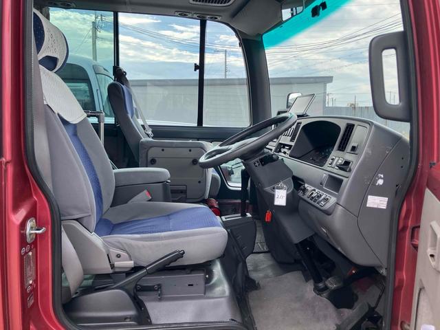 シビリアンバス 　２９人乗りＡＴ　全塗装済　ＥＴＣ　ナビ　ＴＶ　バックカメラ　エアコン　ＣＤ　ＤＶＤ再生（38枚目）