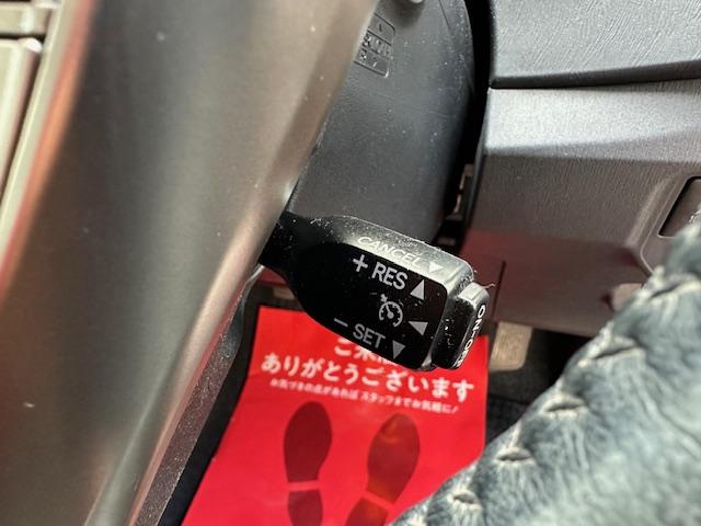 プリウスＰＨＶ Ｇ　レーダークルーズコントロール・バックカメラ・Ｂｌｕｅｔｏｏｔｈ・ＨＩＤヘッドライト・ドライブレコーダー・ステアリングヒーター（56枚目）