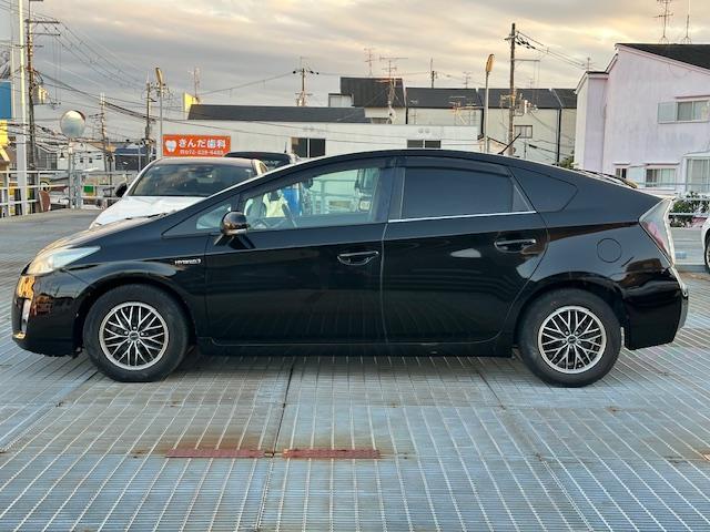 プリウス S ワンセグ・SDナビ・バックカメラ・ETC・外品アルミ・盗難防止装置(4枚目)