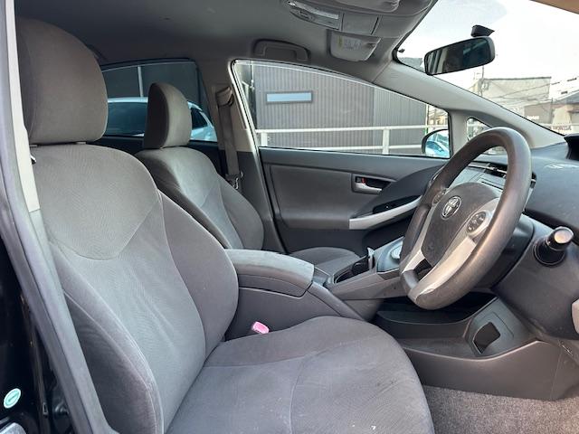 プリウス S ワンセグ・SDナビ・バックカメラ・ETC・外品アルミ・盗難防止装置(12枚目)