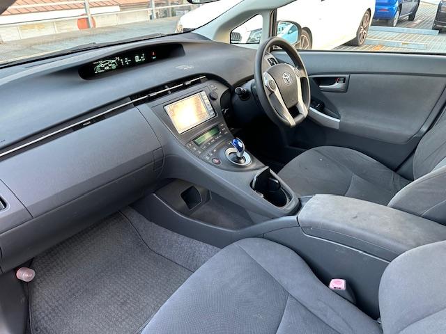 プリウス S ワンセグ・SDナビ・バックカメラ・ETC・外品アルミ・盗難防止装置(34枚目)