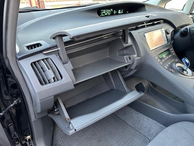 プリウス S ワンセグ・SDナビ・バックカメラ・ETC・外品アルミ・盗難防止装置(35枚目)