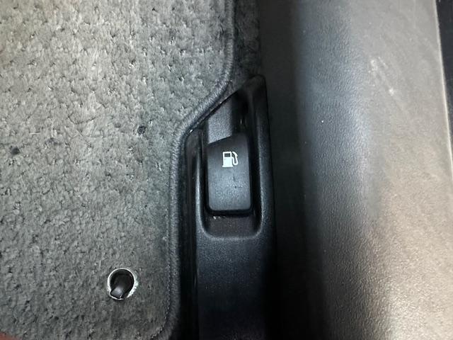 プリウス S ワンセグ・SDナビ・バックカメラ・ETC・外品アルミ・盗難防止装置(58枚目)