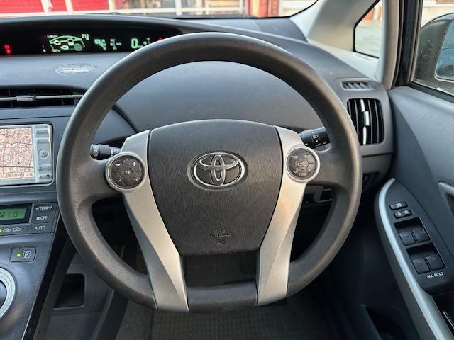 プリウス S ワンセグ・SDナビ・バックカメラ・ETC・外品アルミ・盗難防止装置(65枚目)