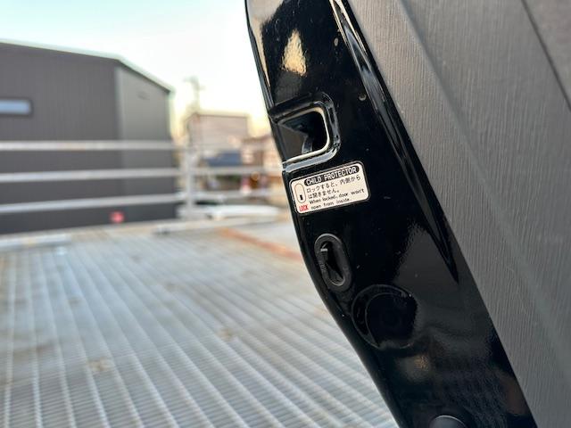 プリウス S ワンセグ・SDナビ・バックカメラ・ETC・外品アルミ・盗難防止装置(77枚目)