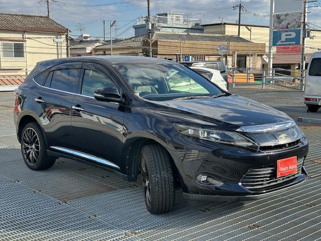 ハリアー プレミアム　アドバンスドパッケージ　ハーフレザーシート／パノラミックビューモニター／前後ドラレコ／フルセグ・Ｂｌｕｅｔｏｏｔｈ／衝突時軽減ブレーキ／シートヒーター／電動リアゲート（10枚目）