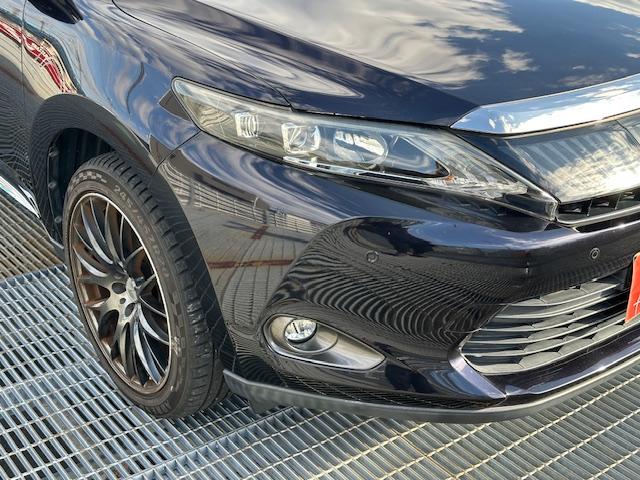 ハリアー プレミアム　アドバンスドパッケージ　ハーフレザーシート／パノラミックビューモニター／前後ドラレコ／フルセグ・Ｂｌｕｅｔｏｏｔｈ／衝突時軽減ブレーキ／シートヒーター／電動リアゲート（24枚目）