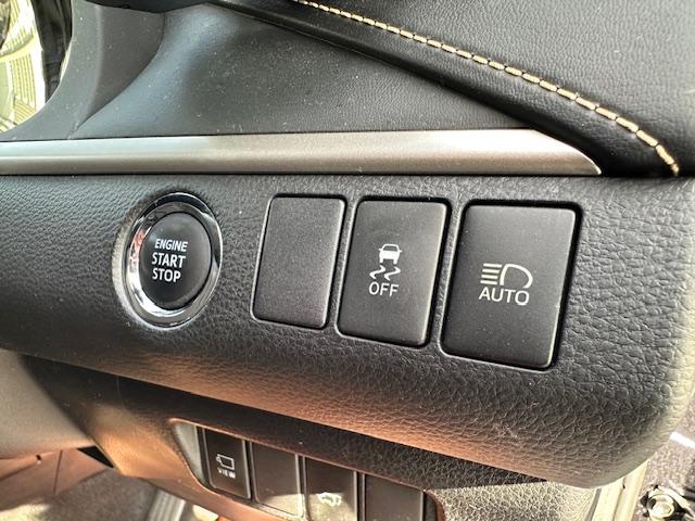 ハリアー プレミアム　アドバンスドパッケージ　ハーフレザーシート／パノラミックビューモニター／前後ドラレコ／フルセグ・Ｂｌｕｅｔｏｏｔｈ／衝突時軽減ブレーキ／シートヒーター／電動リアゲート（37枚目）