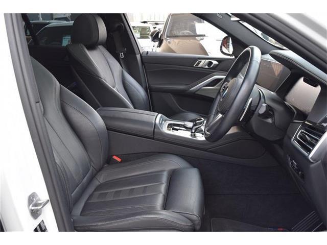 Ｘ６ ｘＤｒｉｖｅ　３５ｄ　Ｍスポーツ　オプションナビ　マニュアルモード付　２２インチアルミホイール　ブルーキャリパー（22枚目）