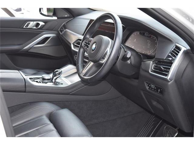Ｘ６ ｘＤｒｉｖｅ　３５ｄ　Ｍスポーツ　オプションナビ　マニュアルモード付　２２インチアルミホイール　ブルーキャリパー（23枚目）