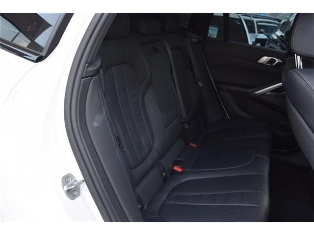 Ｘ６ ｘＤｒｉｖｅ　３５ｄ　Ｍスポーツ　オプションナビ　マニュアルモード付　２２インチアルミホイール　ブルーキャリパー（24枚目）