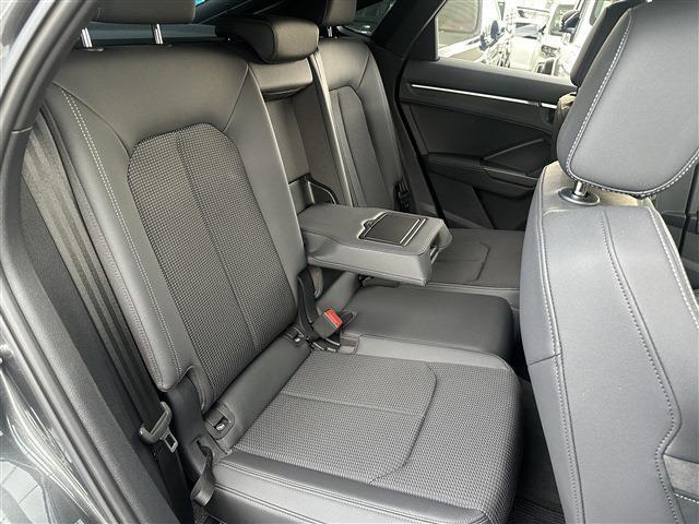 Ｑ３スポーツバック ３５ＴＦＳＩ（38枚目）
