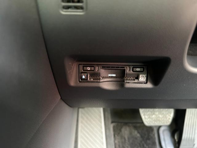 ヴェルファイアハイブリッド Ｚ　プレミア　トヨタチームメイト　モデリスタエアロ　パノラミックモニターツインムーンルーフ（18枚目）