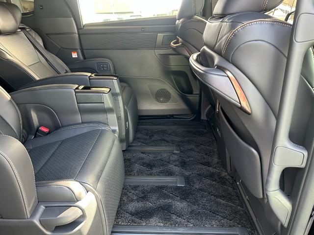 ヴェルファイアハイブリッド Ｚ　プレミア　トヨタチームメイト　モデリスタエアロ　パノラミックモニターツインムーンルーフ（29枚目）