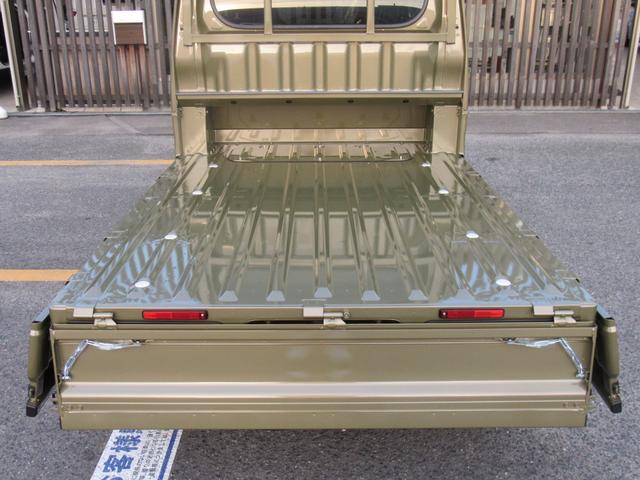 ジャンボエクストラ 4WD/スマートアシスト/LEDヘッド/メッキベゼル付フォグ/前後ソナー/メッキフロントグリル/リヤコンビランプ/電動ミラー/LED大型荷台作業灯/リクライニングシート/プッシュスタート/スマートキー(8枚目)