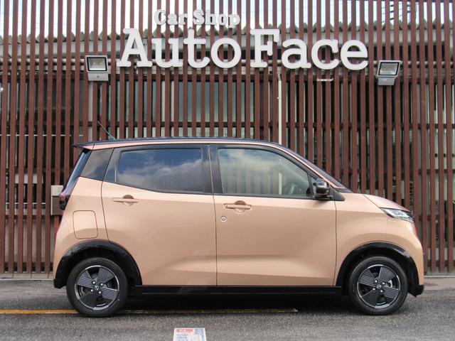 サクラ Ｇ　プロパイロット　シートヒーター　アラウンドビュー　ワンオーナ　踏み間違い防止アシスト　ＬＥＤヘッドランプ　スマートキー　オートエアコン　ＥＴＣ　バックカメラ　ドライブレコーダー　純正ナビＴＶ（4枚目）