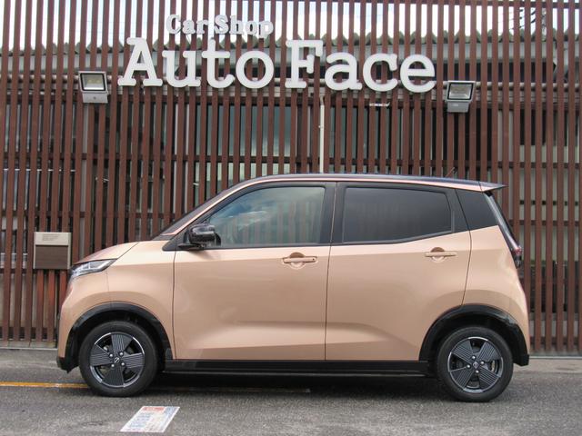 サクラ Ｇ　プロパイロット　シートヒーター　アラウンドビュー　ワンオーナ　踏み間違い防止アシスト　ＬＥＤヘッドランプ　スマートキー　オートエアコン　ＥＴＣ　バックカメラ　ドライブレコーダー　純正ナビＴＶ（7枚目）