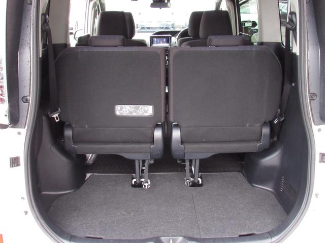 ノア ハイブリッドＸ　当社レンタルアップ車　／　ＬＥＤヘッドライト　／　ＤＶＤ，ＣＤ　／　地デジＴＶ　／　クルーズコントロール　／　ＥＴＣ車載器　／　オートライト　／　片側電動スライドドア　／（26枚目）