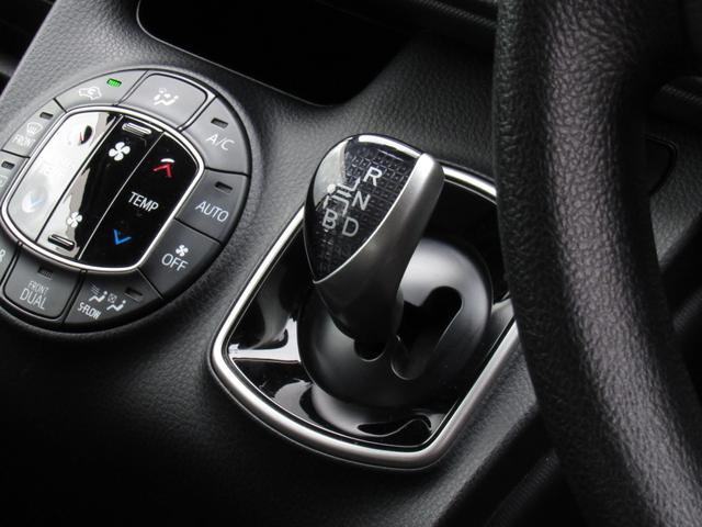 ノア ハイブリッドＸ　当社レンタルアップ車　／　ＬＥＤヘッドライト　／　ＤＶＤ，ＣＤ　／　地デジＴＶ　／　クルーズコントロール　／　ＥＴＣ車載器　／　オートライト　／　片側電動スライドドア　／（33枚目）