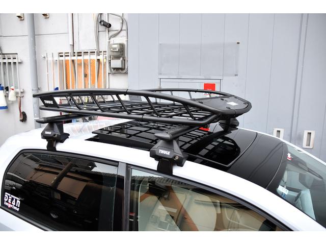 アップ! ハイ アップ! 2025年大阪モーターショー出展デモカー パノラマサンルーフ IMPLUSリフトアップスプリング 新品各パーツ(クリムゾンDEANアルミホイール TOYOホワイトリボンタイヤ THULEルーフバスケット) 前後バンパーカスタムペイント 禁煙車(59枚目)