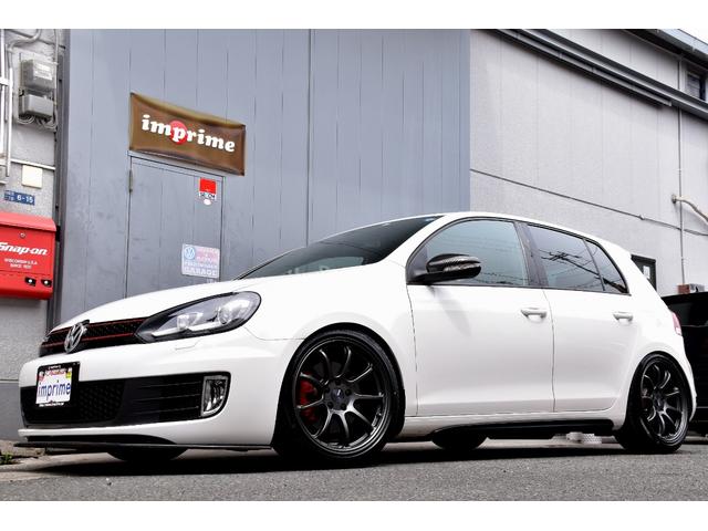 ゴルフ ＧＴＩ　新品車高調　新品ＥＮＫＥＩ　新品ピレリタイヤ　ノーマル車ベース　新品パーツカスタムコンプリート　新品フルタップ車高調　新品ＥＮＫＥＩ　ＰＦ０１　新品ピレリータイヤ　社外フロントリップ　社外カーボン調ミラー　ＨＤＤサイバーナビ　Ｂｌｕｅｔｏｏｔｈ（49枚目）