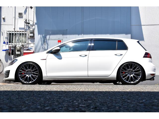 ゴルフＧＴＩ パフォーマンス　ワンオーナー　新品カスタムコンプリート　ワンオーナー　５００台限定車　新品ＢＣＲＡＣＩＮＧ車高調　新品Ｒｏｔｉｆｏｒｍ　新品タイヤ　パフォーマンス専用チューニングエンジン　専用ビックブレーキキット　アルカンターラハーフレザーシート（53枚目）