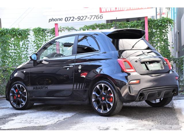 アバルト595 コンペティツィオーネ 左ハンドル 70周年記念車 左ハンドル 70th記念車 下取り車両 ワンオーナー 社外ディスプレイオーディオ コートテクトフロントガラス バックソナー レコードモンツァマフラー フロント&リアフォグランプ ブレンボ(46枚目)