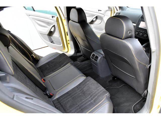 ゴルフ GTI ピレリ GTI ピレリ(5名) 1000台限定車!P-ZEROトレッドパターン専用シート!ピレリ専用チューニング!直噴ターボエンジン230ps!ピレリ限定専用18インチアルミホイール! シートヒーター 禁煙車(11枚目)