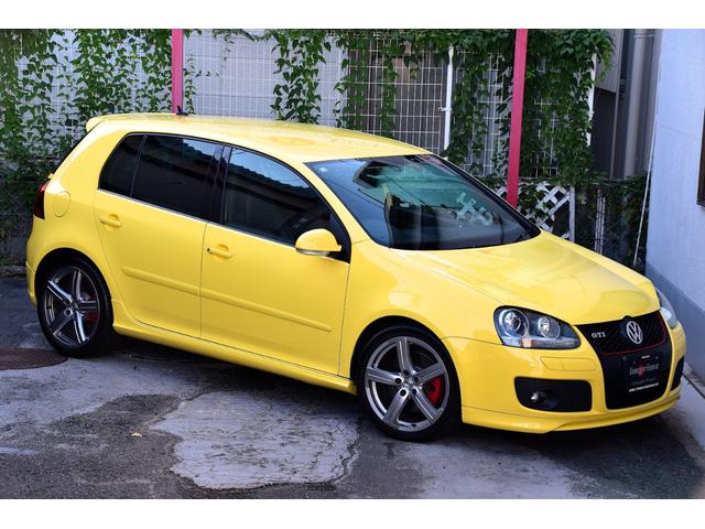 ゴルフ GTI ピレリ GTI ピレリ(5名) 1000台限定車!P-ZEROトレッドパターン専用シート!ピレリ専用チューニング!直噴ターボエンジン230ps!ピレリ限定専用18インチアルミホイール! シートヒーター 禁煙車(13枚目)