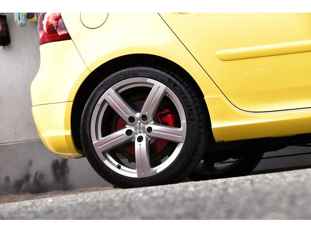 ゴルフ GTI ピレリ GTI ピレリ(5名) 1000台限定車!P-ZEROトレッドパターン専用シート!ピレリ専用チューニング!直噴ターボエンジン230ps!ピレリ限定専用18インチアルミホイール! シートヒーター 禁煙車(16枚目)