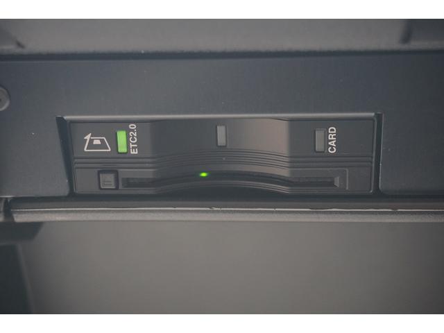 ジープ・レネゲード リミテッド　スマキー　前後ドラレコ　バックカメラ　アダプティブクルーズコントロール　運転席パワーシート　ＥＴＣ２．０　オートエアコン　シートヒーター　ハンドルヒーター　Ｂｌｕｅｔｏｏｔｈ　ＵＳＢ　ＡＵＸ（25枚目）