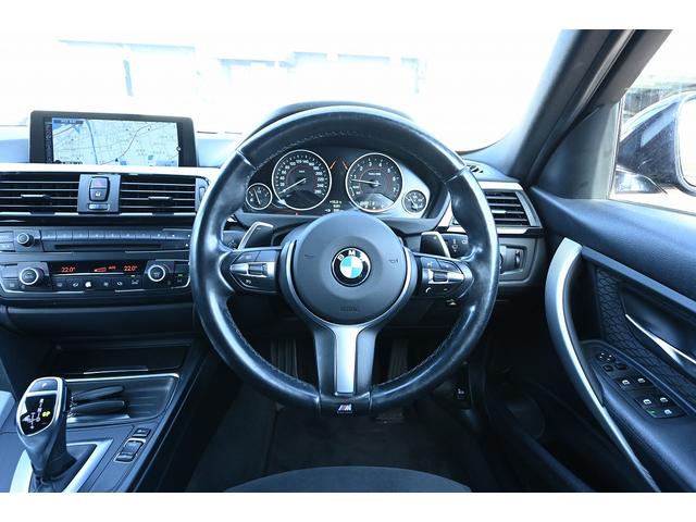 ３シリーズ ３２０ｉツーリング　Ｍスポーツ　ワンオーナー　禁煙車（12枚目）