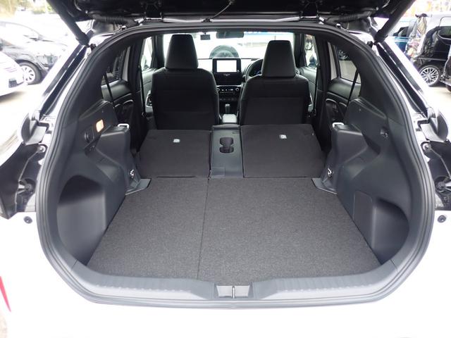 ヤリスクロス ハイブリッドＺ　純正８型ディスプレイオーディオ　Ｂｌｕｅｔｏｏｔｈオーディオ　全方位モニター　前後ドライブレコーダートヨタセーフティセンス　ＡＣＣ　レーンキープ　パーキングアシスト　ハーフレザー（12枚目）