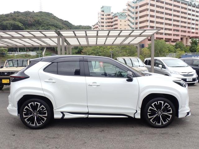 ヤリスクロス ハイブリッドＺ　純正８型ディスプレイオーディオ　Ｂｌｕｅｔｏｏｔｈオーディオ　全方位モニター　前後ドライブレコーダートヨタセーフティセンス　ＡＣＣ　レーンキープ　パーキングアシスト　ハーフレザー（16枚目）