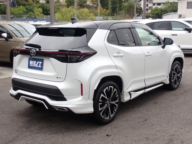 ヤリスクロス ハイブリッドＺ　純正８型ディスプレイオーディオ　Ｂｌｕｅｔｏｏｔｈオーディオ　全方位モニター　前後ドライブレコーダートヨタセーフティセンス　ＡＣＣ　レーンキープ　パーキングアシスト　ハーフレザー（17枚目）